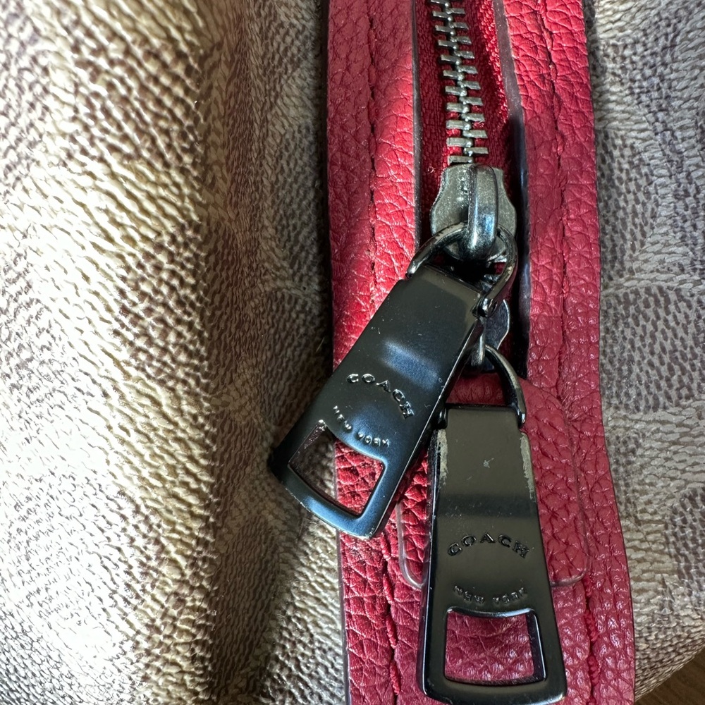 COACH Candy Apple Red Dalton 31 In Jacquard Signature Hobo Bag - Picture 15 of 16
